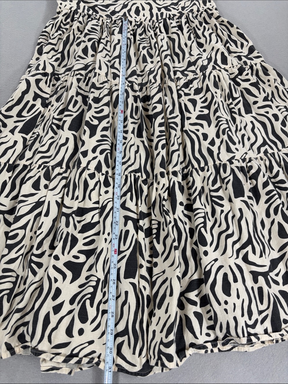 Billabong cotton/linen midi dress M cream/ gray. - Picture 4 of 10